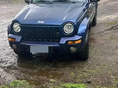 Usata Jeep Cherokee 150 CV (110 kW) 2003 SUV