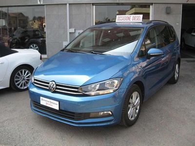 Usata VW Touran Business 122 CV (89 kW) 2021 Island blue Monovolume