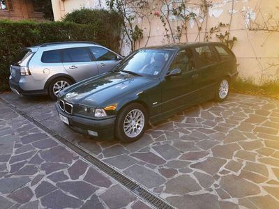 usata BMW 320 320 Serie 3 E36 Touring i Touring c/clima auto