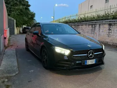 Usata Mercedes A200 150 CV (110 kW) 2020 Nero Berlina