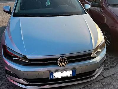 Usata VW Polo 80 CV (58 kW) 2018 Grigio Utilitaria