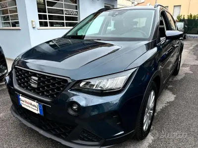 Usata Seat Arona Style 90 CV (66 kW) 2022 Grigio SUV