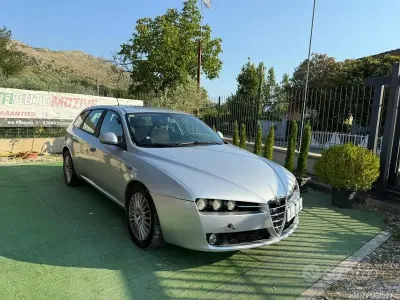 Usata Alfa Romeo 159 150 CV (110 kW) 2008 Bianco Station wagon