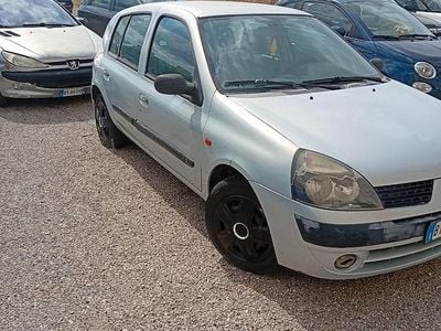 Renault Clio II