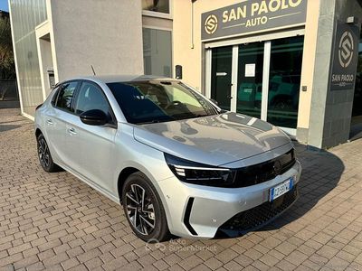 Używany Opel Corsa GS Line 101 KM (74 kW) 2025 Szary Hatchback