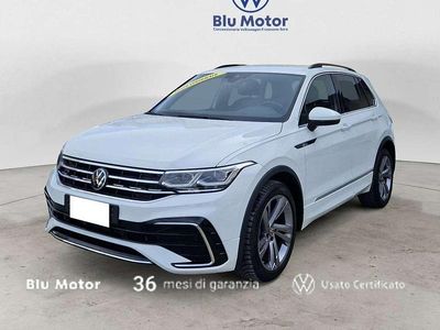 Usata VW Tiguan R-line 150 CV (110 kW) 2023 Pure white SUV