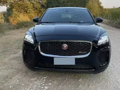 Usata Jaguar E-Pace 179 CV (131 kW) 2019 Nero SUV