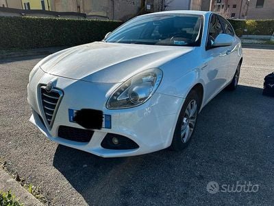 Usata Alfa Romeo Giulietta 120 CV (88 kW) 2010 Bianco Utilitaria