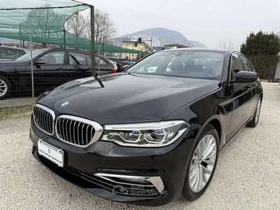 Usata BMW 520 Luxury Line 190 CV (139 kW) 2017 Nero Berlina