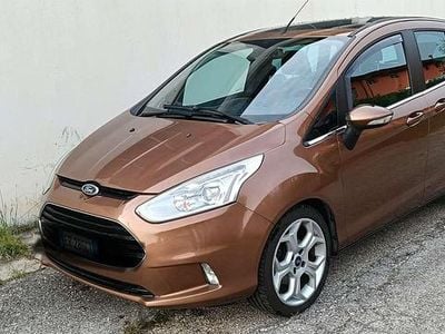 Usata Ford B-MAX Titanium 95 CV (69 kW) 2013 Bronzo Monovolume
