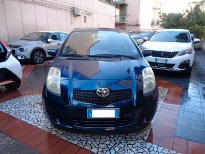 usata Toyota Yaris 1.3 5 porte Luna GPL