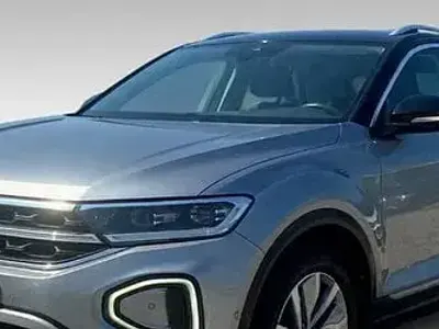 Usata VW T-Roc Style 150 CV (110 kW) 2023 Bianco SUV