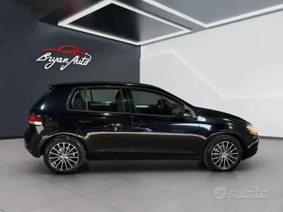 Używany VW Golf VII Highline 140 KM (102 kW) 2012 Czarny Sedan/Limuzyna