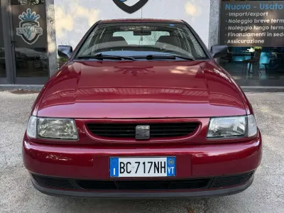 Usata Seat Ibiza 60 CV (44 kW) 1999 Rosso Utilitaria
