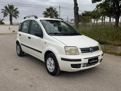 Usata Fiat Panda Emotion 69 CV (50 kW) 2007 Bianco Utilitaria