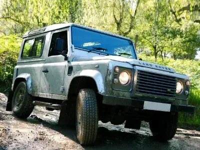 Käytetty Land Rover Defender