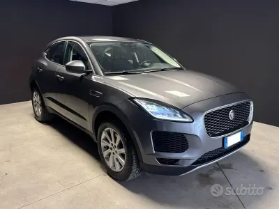 Usata Jaguar E-Pace S 150 CV (110 kW) 2020 Grigio metallizzato SUV