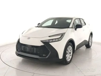 Nuova Toyota C-HR Active 98 CV (72 kW) 2026 Bianco SUV