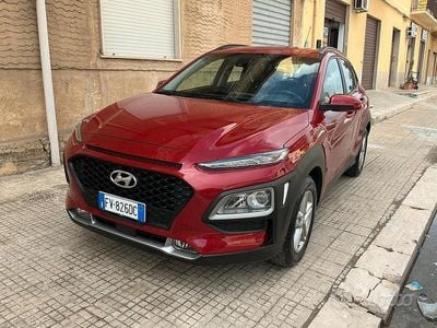Usata Hyundai Kona Style 120 CV (88 kW) 2019 Rosso SUV