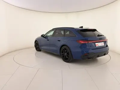 Usata Audi A5 S-Line 299 CV (219 kW) 2025 Blu ascari metallizzato Station wagon