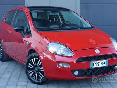 Usata Fiat Punto S 84 CV (61 kW) 2012 Rosso Utilitaria