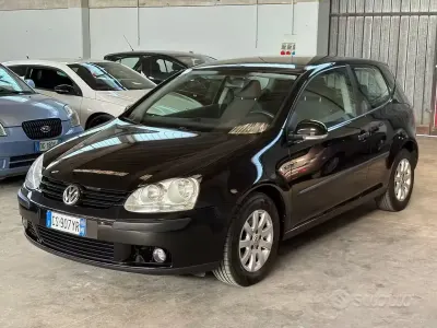 Usata VW Golf IV Sportline 116 CV (85 kW) 2006 Nero Berlina
