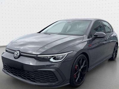 Delfingrau metallic Usata 2023 VW Golf Style Berlina | 32.500 € (Ottimo prezzo)