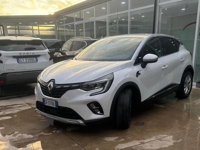 Usata Renault Captur 101 CV (74 kW) 2021 Bianco SUV