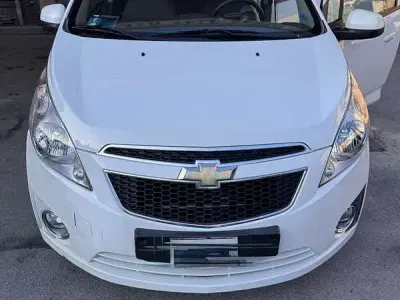 Usata Chevrolet Spark 68 CV (50 kW) 2011 Bianco Utilitaria