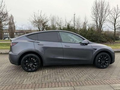 Usata Tesla Model Y 152 kW (208 CV) 2022 Grigio SUV