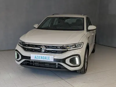 Usata VW T-Roc R-line 110 CV (80 kW) 2024 Grigio SUV