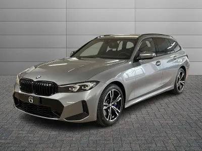 Usata BMW 320e M Sport 190 CV (139 kW) 2024 Grigio Station wagon