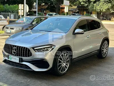 Usata Mercedes GLA200 Premium 163 CV (119 kW) 2021 Grigio SUV