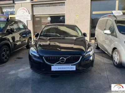 Brugt Volvo V40 2019 Sort Sedan