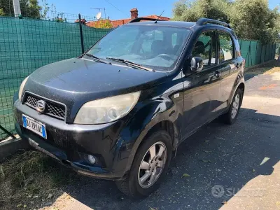 Usata Daihatsu Terios 86 CV (63 kW) 2007 Nero SUV