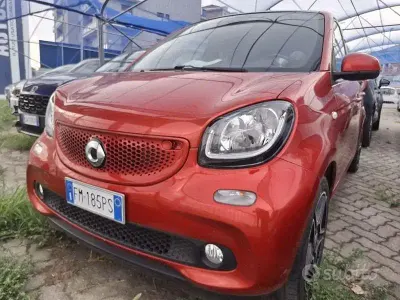 Usata Smart ForFour Passion 90 CV (66 kW) 2018 Rosso Utilitaria