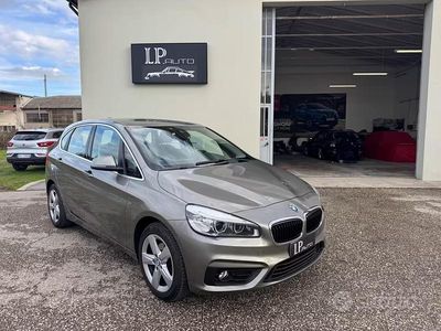 Usata BMW 218 Sport Line 150 CV (110 kW) 2015 Beige Station wagon