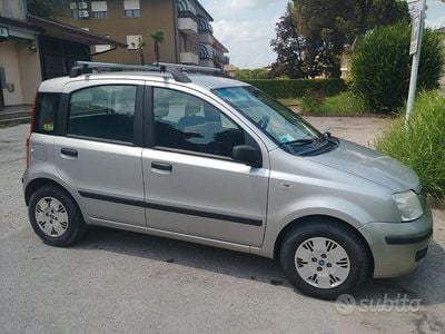 Begagnad Fiat Panda 54 HK (39 kW) 2006 Grå Halvkombi