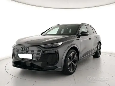 Ny Audi Q6 e-tron Business 239 kW (326 HK) 2025 Grå SUV