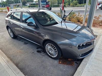 Usata Alfa Romeo 159 150 CV (110 kW) 2007 Marrone Station wagon