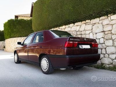 Usata Alfa Romeo 155 126 CV (92 kW) 1993 Rosso Berlina