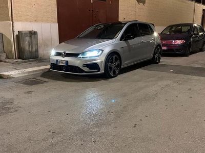 Usata VW Golf VII 110 CV (80 kW) 2015 Berlina