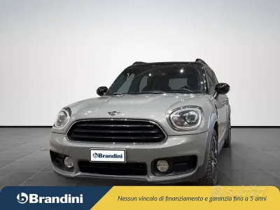 Usata Mini Cooper D Countryman Hype 150 CV (110 kW) 2018 Grigio SUV
