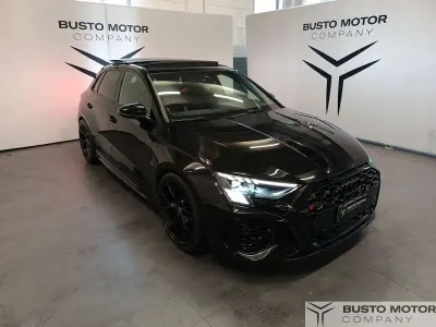 Usata Audi RS3 Ambiente 400 CV (294 kW) 2023 Nero Berlina