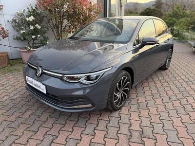 Usata VW Golf VIII Style 131 CV (96 kW) 2022 Dolphin grey Berlina