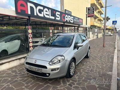 Usata Fiat Grande Punto 75 CV (55 kW) 2014 Grigio Utilitaria