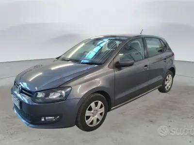 Używany VW Polo Trendline 75 KM (55 kW) 2013 Szary Hatchback