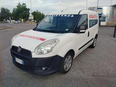 Usata Fiat Doblò 90 CV (66 kW) 2014 Bianco Monovolume