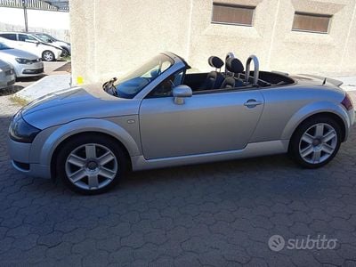 Usata Audi TT 150 CV (110 kW) 2003 Grigio Coupé