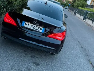 Usata Mercedes CLA220 Premium 177 CV (130 kW) 2015 Nero Coupé